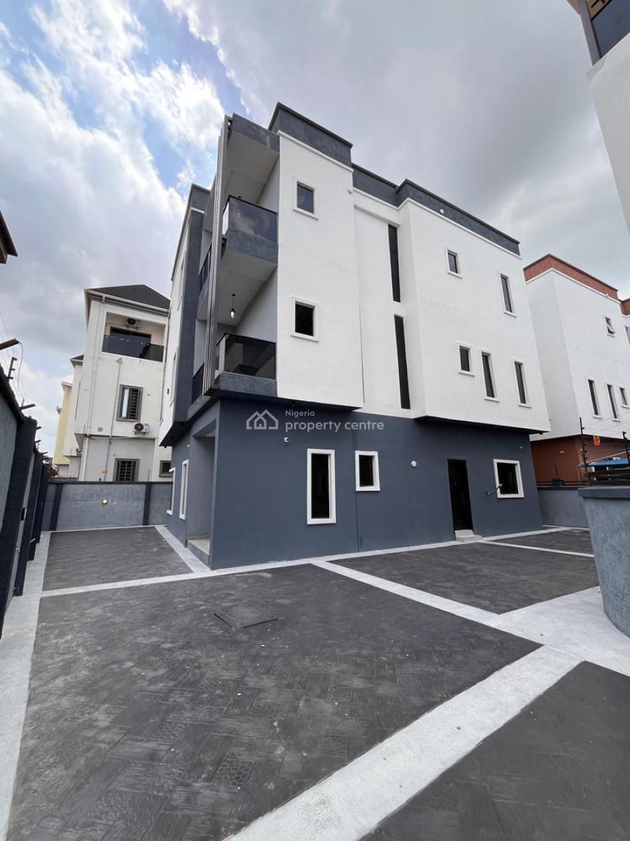 5 Bedroom House with a Study and Bq, Magodo, Gra Phase 1, Magodo, Lagos, Detached Duplex for Sale