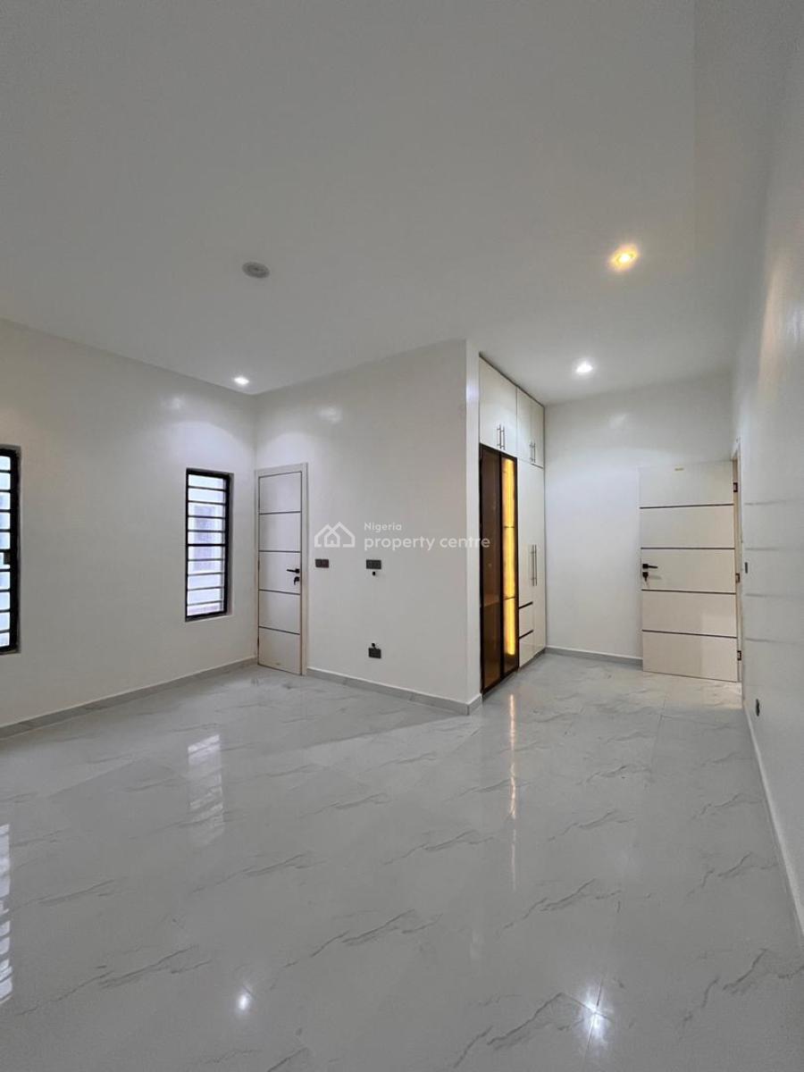 5 Bedroom House with a Study and Bq, Magodo, Gra Phase 1, Magodo, Lagos, Detached Duplex for Sale