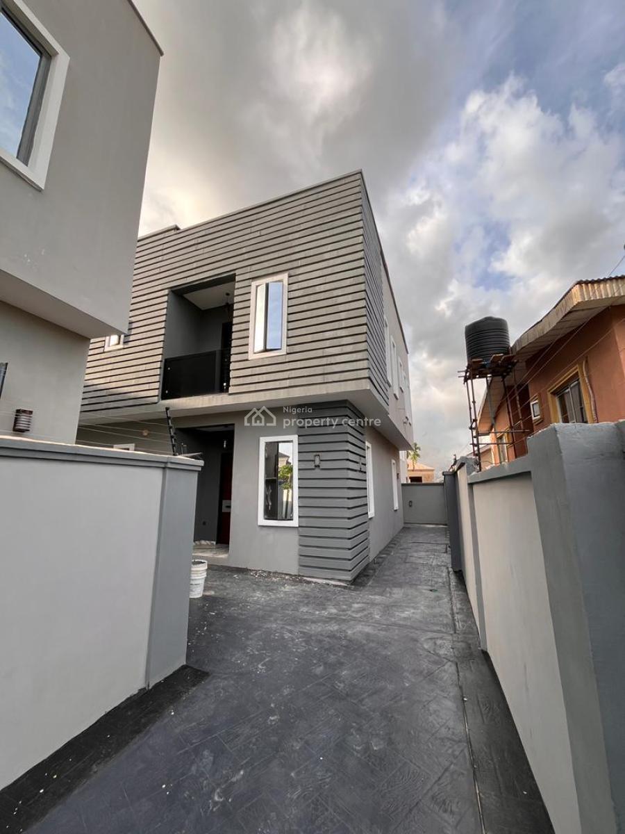 4 Bedroom House with a Bq, Magodo, Gra Phase 1, Magodo, Lagos, Detached Duplex for Sale