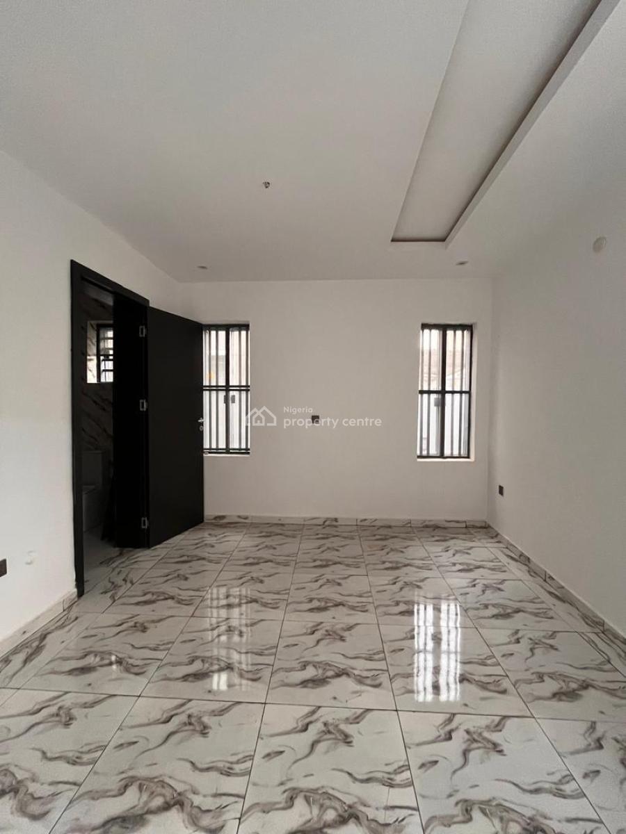 4 Bedroom House with a Bq, Magodo, Gra Phase 1, Magodo, Lagos, Detached Duplex for Sale