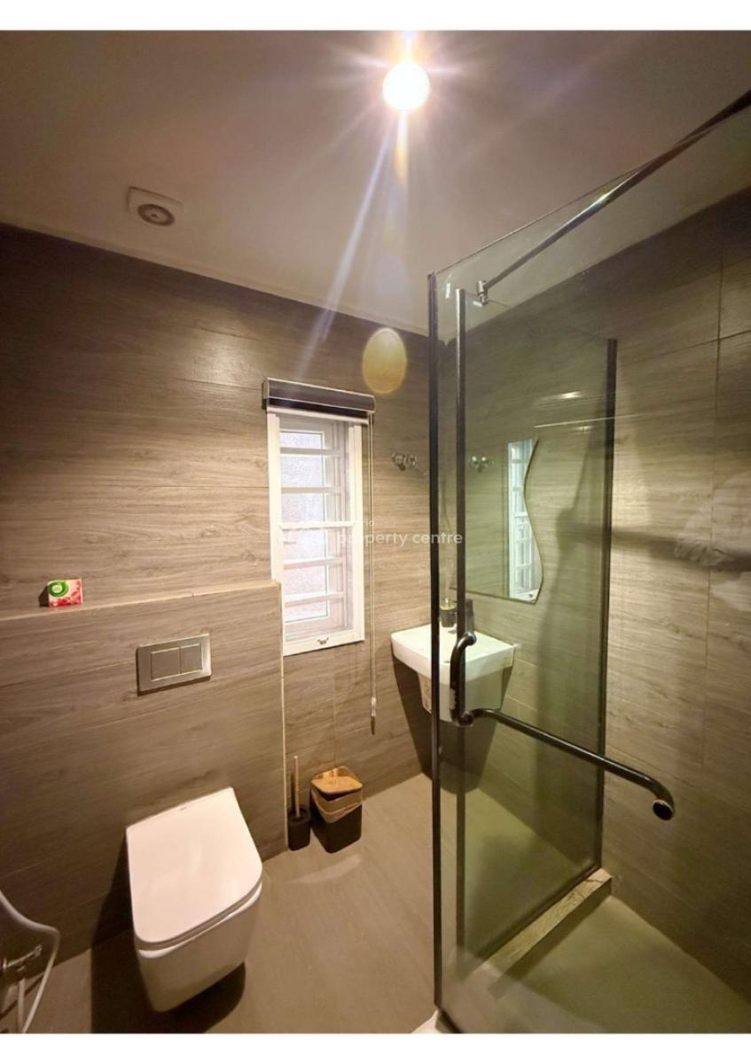 Cozy Studio Apartment with Swimming Pool in Opebi, Folorunsho Kuku Street, Opebi, Ikeja, Ikeja, Lagos, Flat / Apartment Short Let