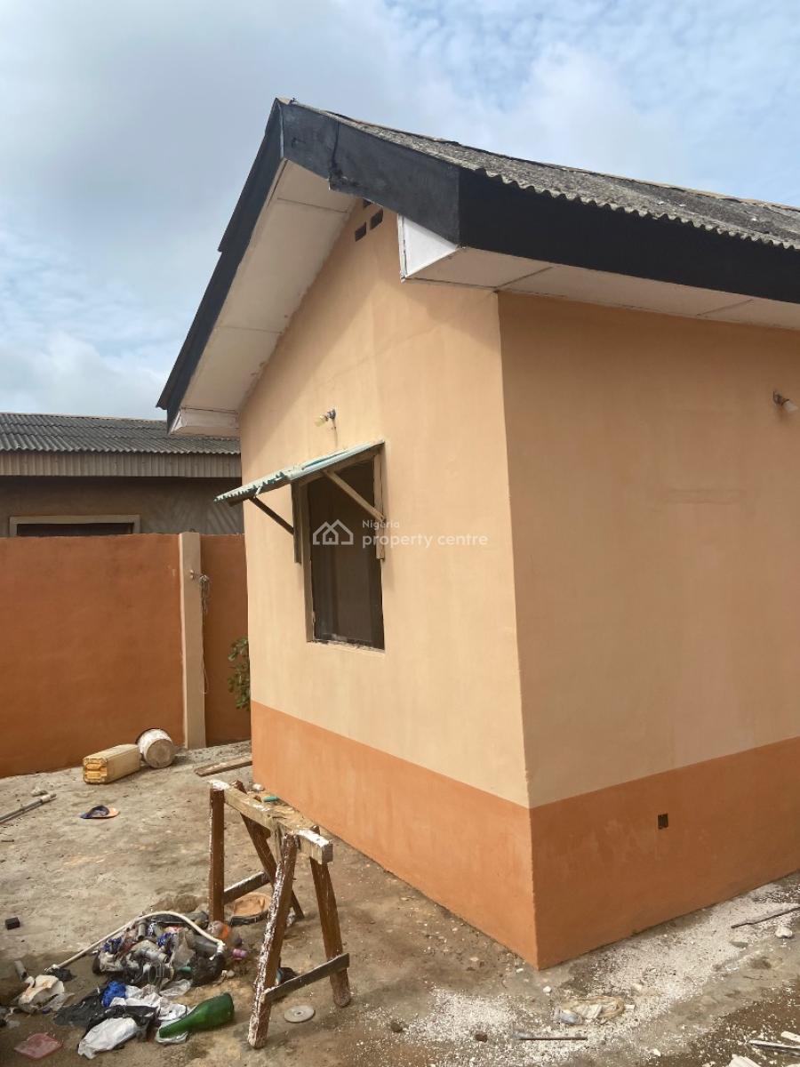 a Premium 2 Bedroom Stand Alone, Lucky Fiber Road, Ikorodu, Lagos, Flat / Apartment for Rent