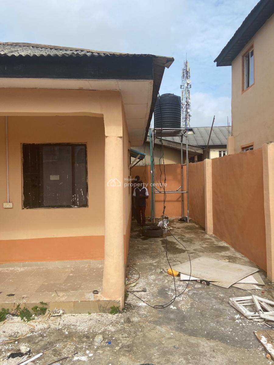 a Premium 2 Bedroom Stand Alone, Lucky Fiber Road, Ikorodu, Lagos, Flat / Apartment for Rent
