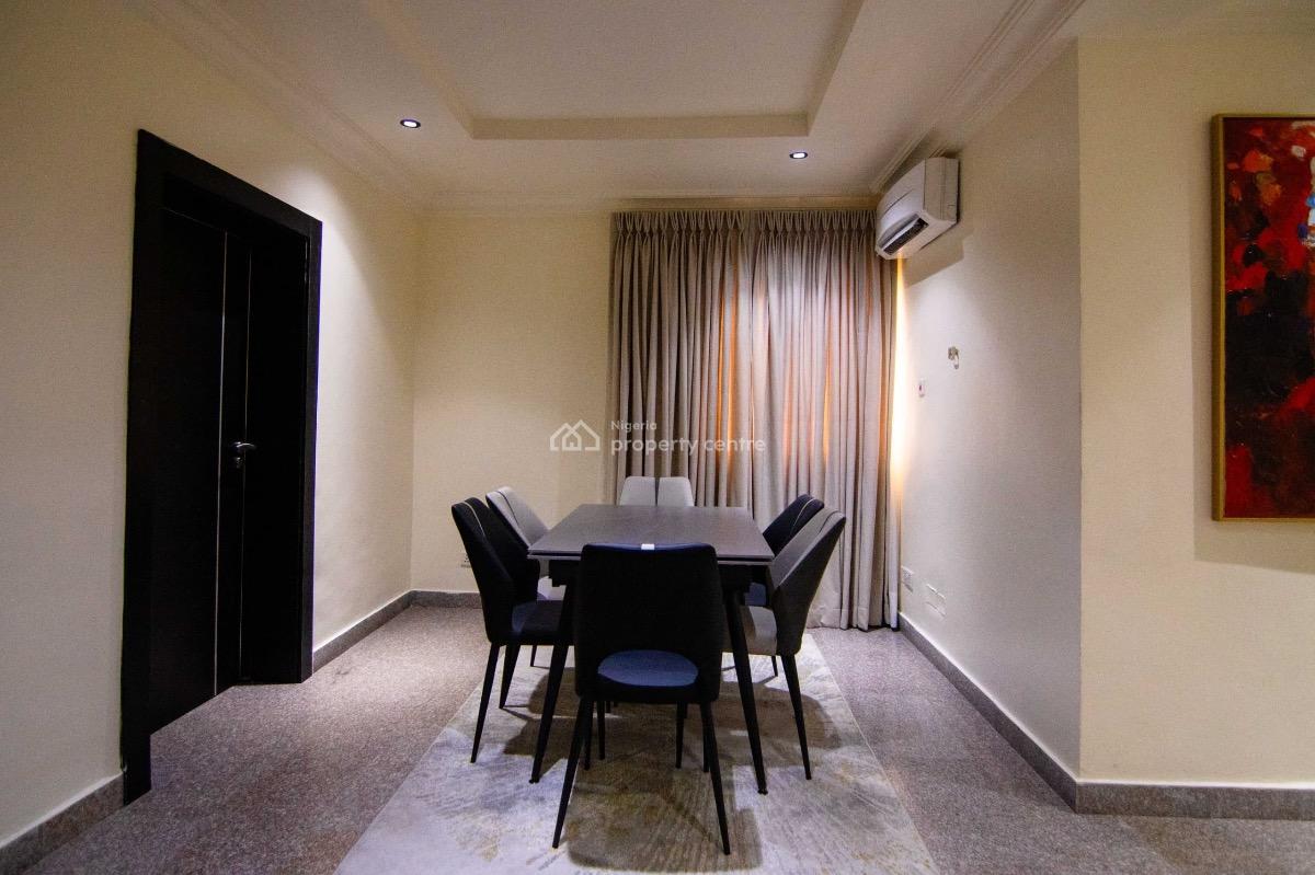 Beautifully Upgraded 3 Bedroom Apartment, Off Admiralty Way, Lekki Phase 1, Lekki, Lagos, Flat / Apartment for Rent