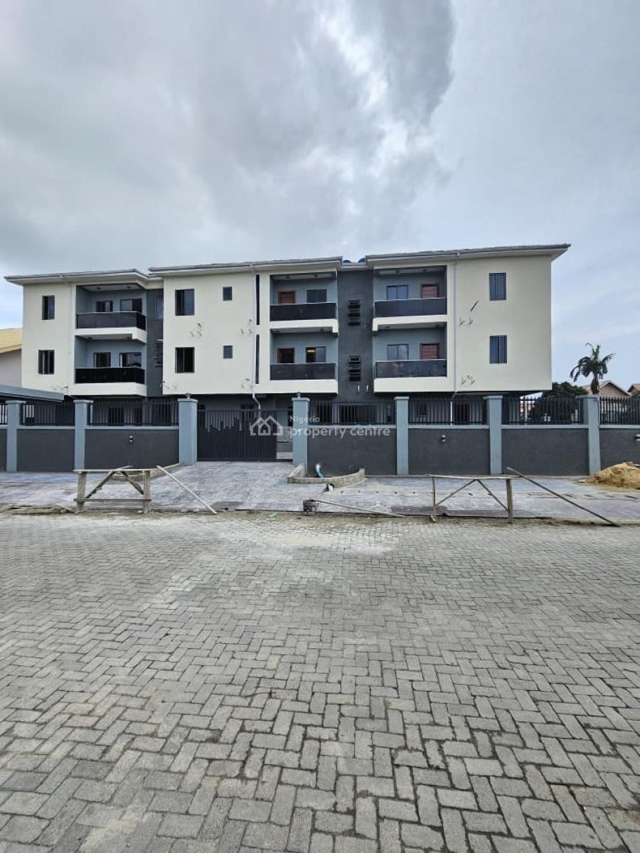 Well Spacious, Affordable 2 Bedroom Apartment, Lekki Phase 1, Lekki, Lagos, House for Rent