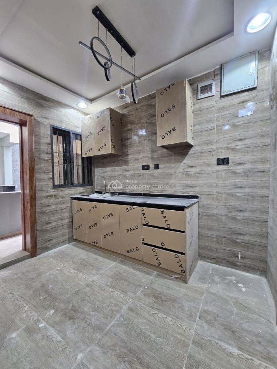 Well Spacious, Affordable 2 Bedroom Apartment, Lekki Phase 1, Lekki, Lagos, House for Rent