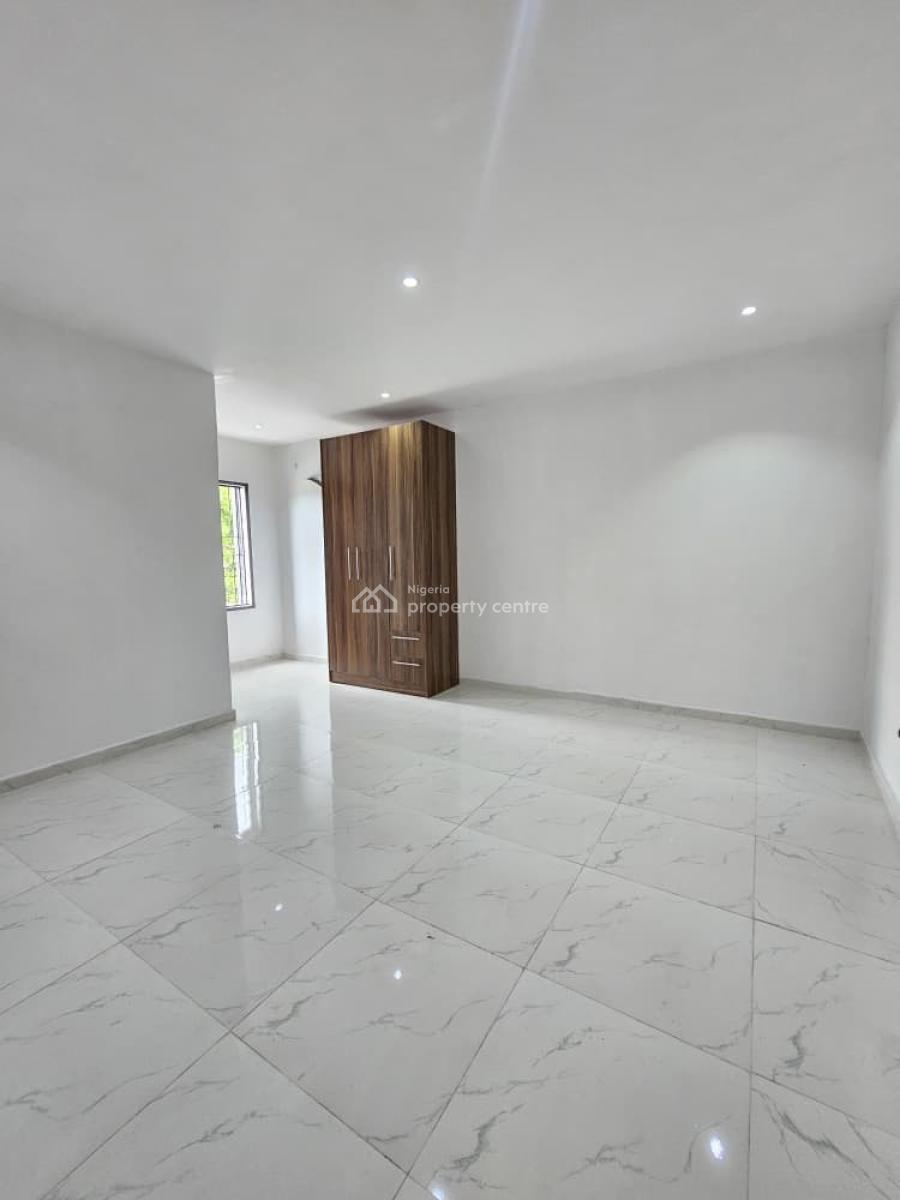 Well Spacious, Affordable 2 Bedroom Apartment, Lekki Phase 1, Lekki, Lagos, House for Rent