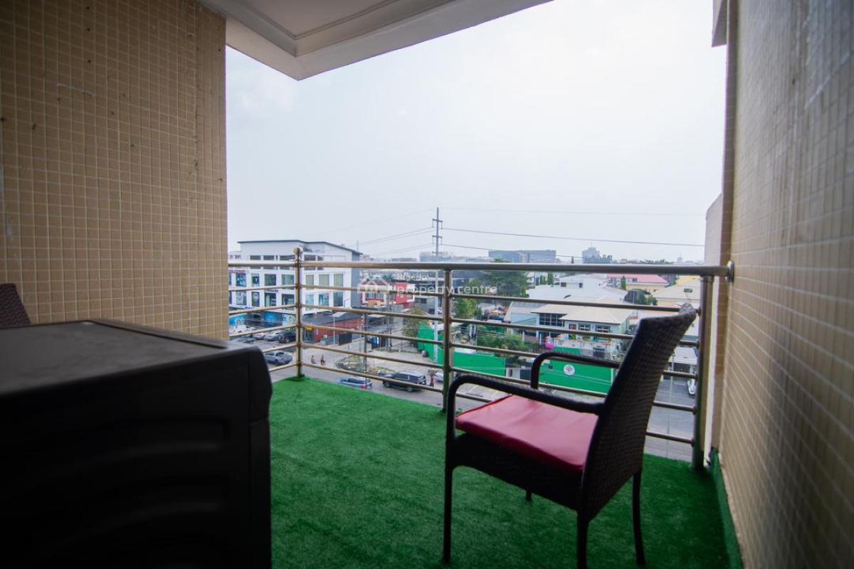 Fully Furnished 3-bedroom Apartment with Pool, Gym & Premium Facilitie, Off Admiralty Way, Lekki Phase 1, Lekki, Lagos, Flat / Apartment for Rent