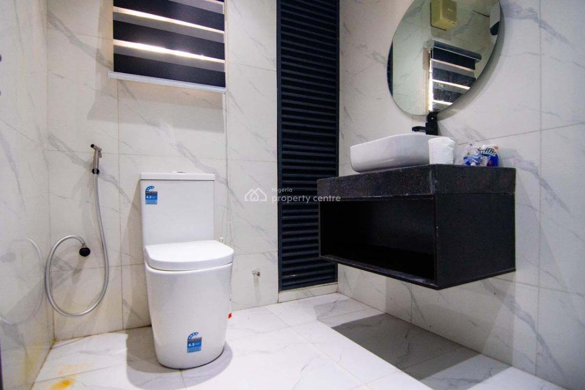 Fully Furnished 3-bedroom Apartment with Pool, Gym & Premium Facilitie, Off Admiralty Way, Lekki Phase 1, Lekki, Lagos, Flat / Apartment for Rent