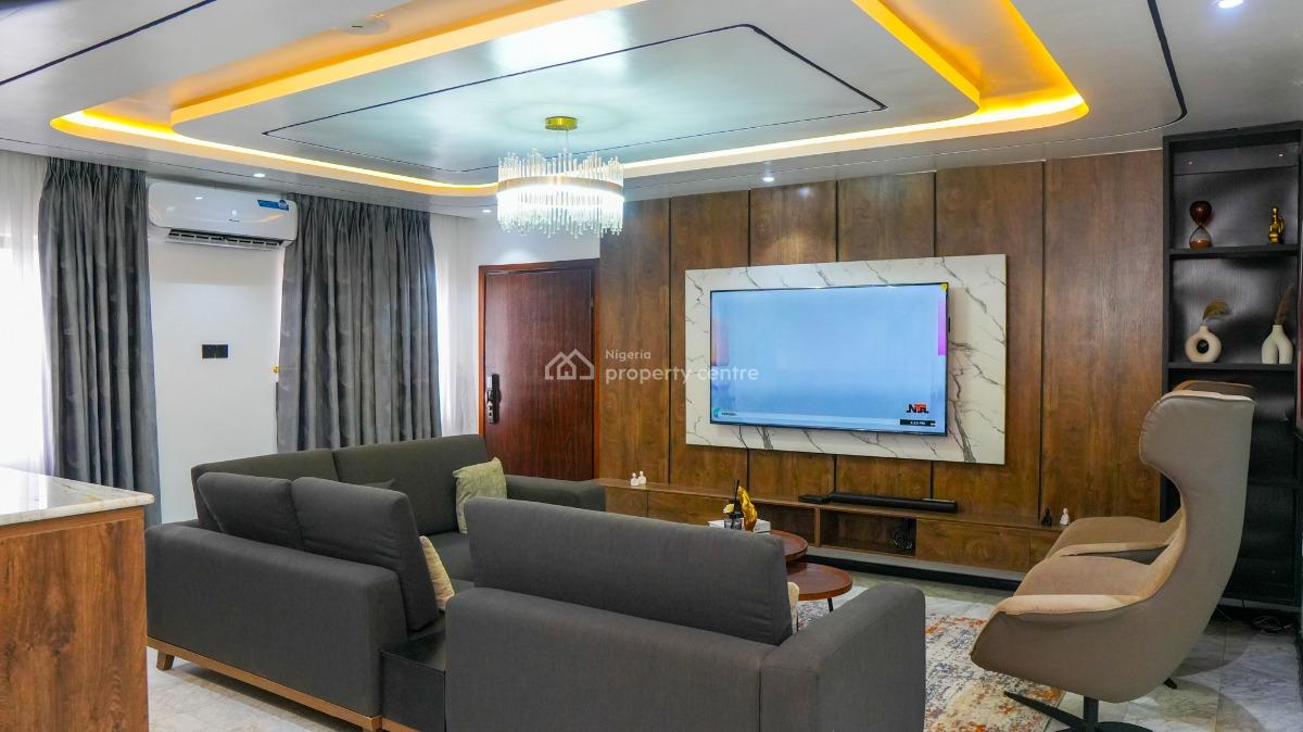 Cozy 3 Bedroom with Pool, Victoria Island (vi), Lagos, Flat / Apartment Short Let