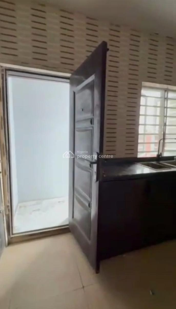 Luxury Spacious 3 Bedroom Flat with Excellent Facility, Sangotedo Road, United E., Sangotedo, Ajah, Lagos, Flat / Apartment for Rent