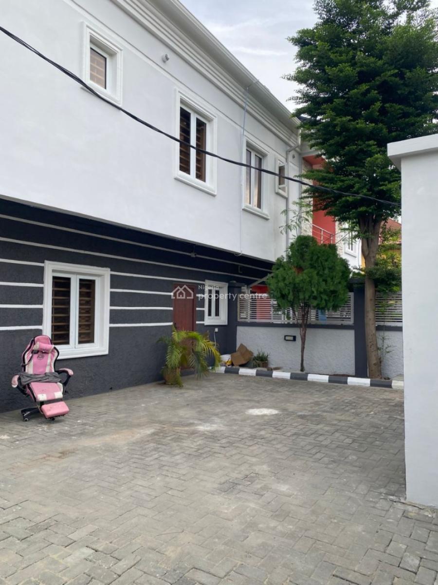 Newly Renovated 2 Bedroom Semi Detached Duplex, Ologolo, Ologolo, Lekki, Lagos, Semi-detached Duplex for Rent