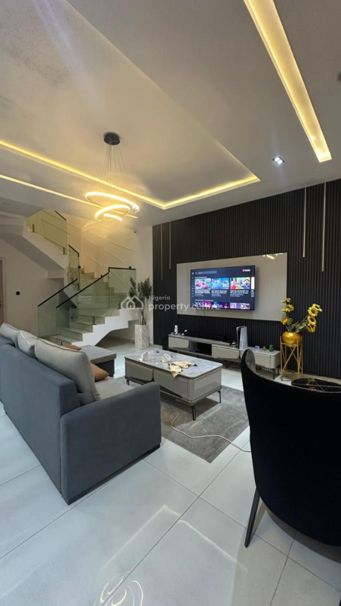 Furnished 4 Bedroom Semi-detached Duplex. Chevron Lekki, Chevron, Lekki, Lagos, Semi-detached Duplex for Sale