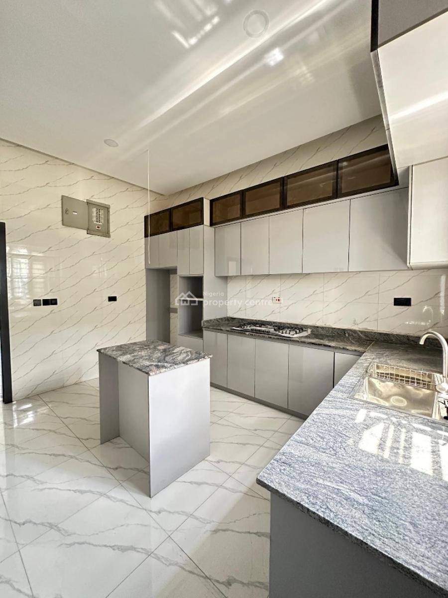 Spacious Luxury 4 Bedroom Semi-detached Duplex with Bq, Vgc, Lekki, Lagos, Semi-detached Duplex for Sale