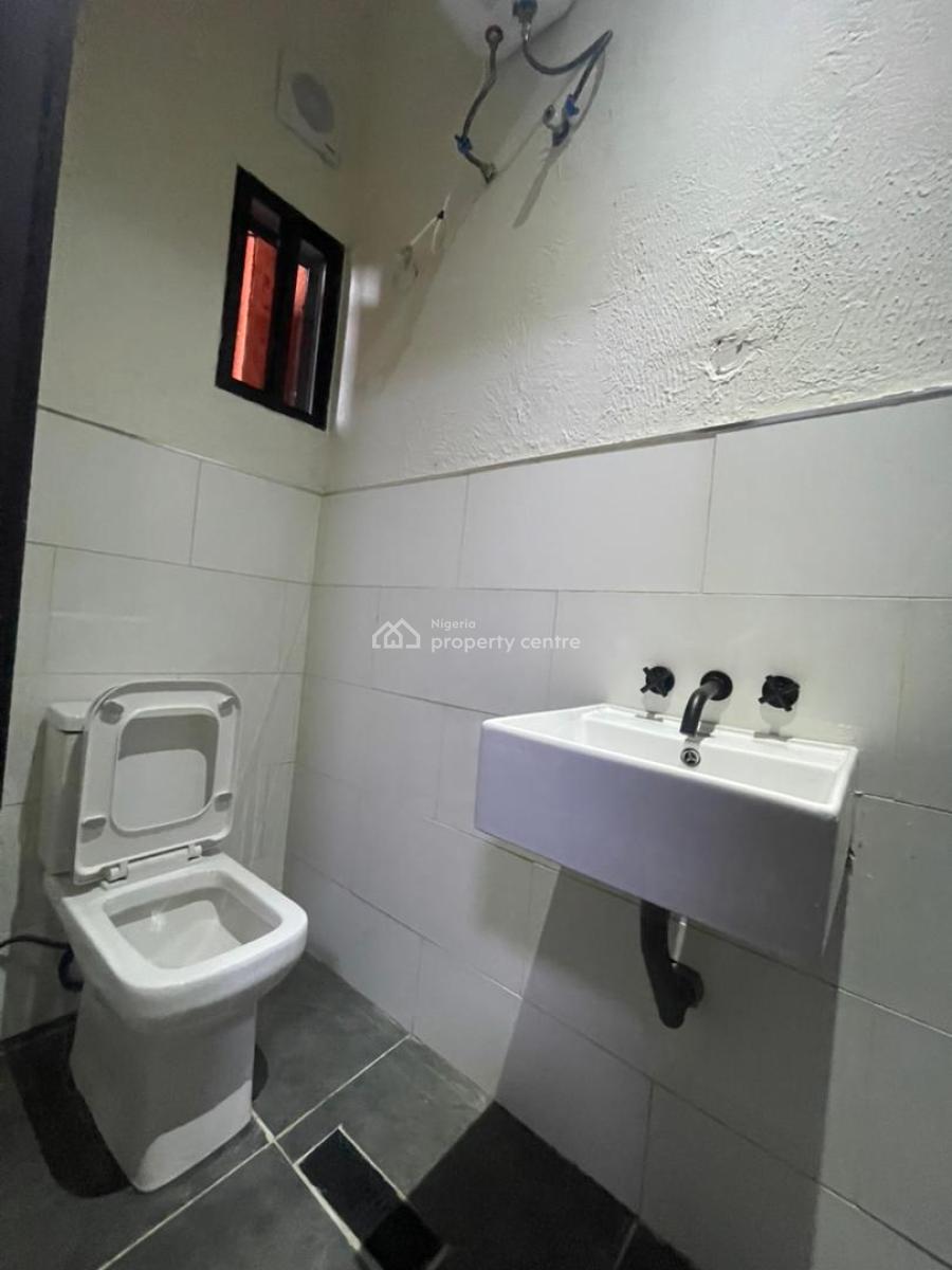 Affordable Topnotch Luxury: 1-bedroom Serviced Apartment, Lekki Phase 1, Lekki, Lagos, Mini Flat (room and Parlour) for Sale