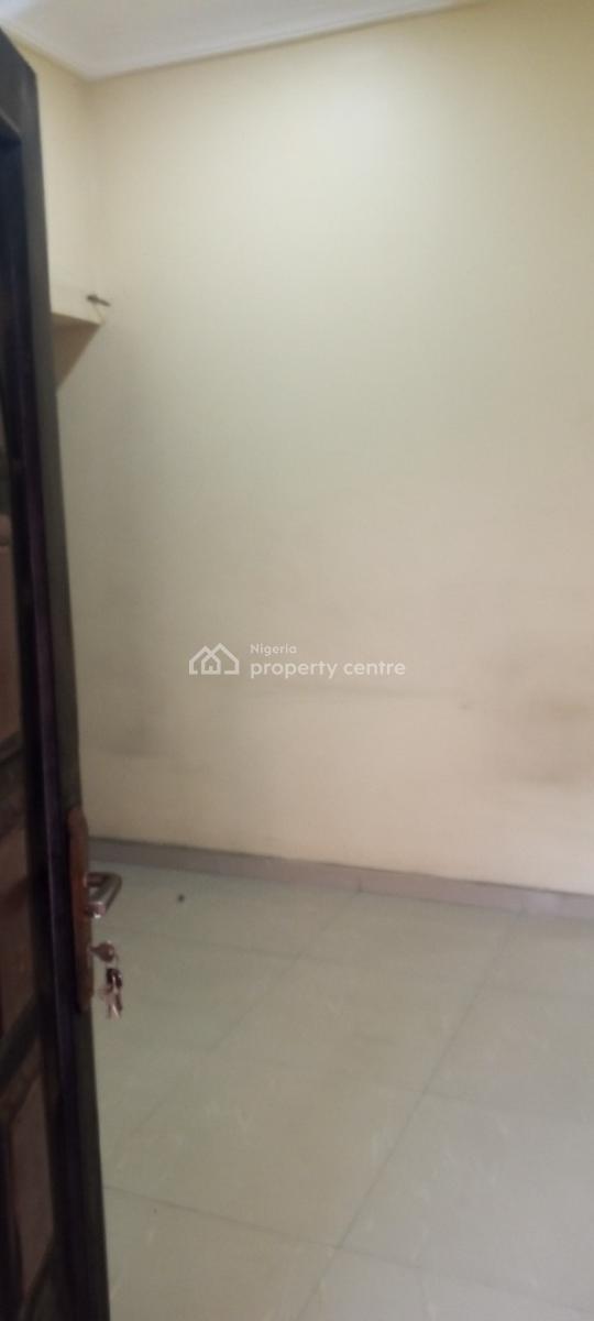 Tastefully Finish 2 Bedroom Flat with Excellent Facilities, Rumuduru Eneka Road, Rumuduru, Port Harcourt, Rivers, Flat / Apartment for Rent