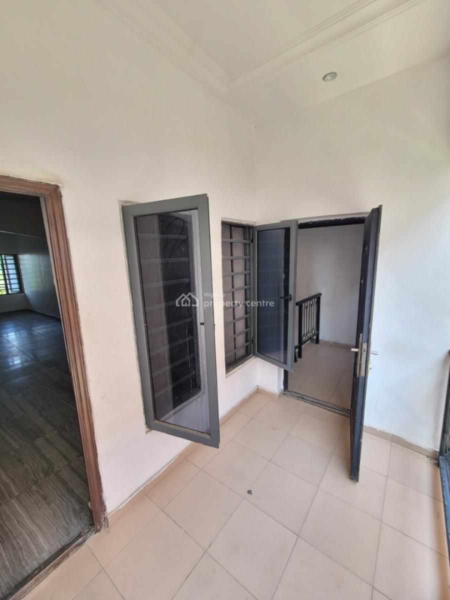 Luxury Specious 3bedroom Apartment with Private Staircase, 26 Noah Lawal Street, Unity Estate, Badore, Ajah, Lagos, Flat / Apartment for Rent