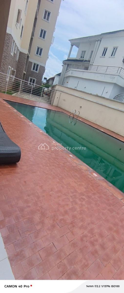 Fully Service 3 Bedroom Flat with Bq, Off Admiralty Way, Lekki Phase 1, Lekki, Lagos, Flat / Apartment for Rent