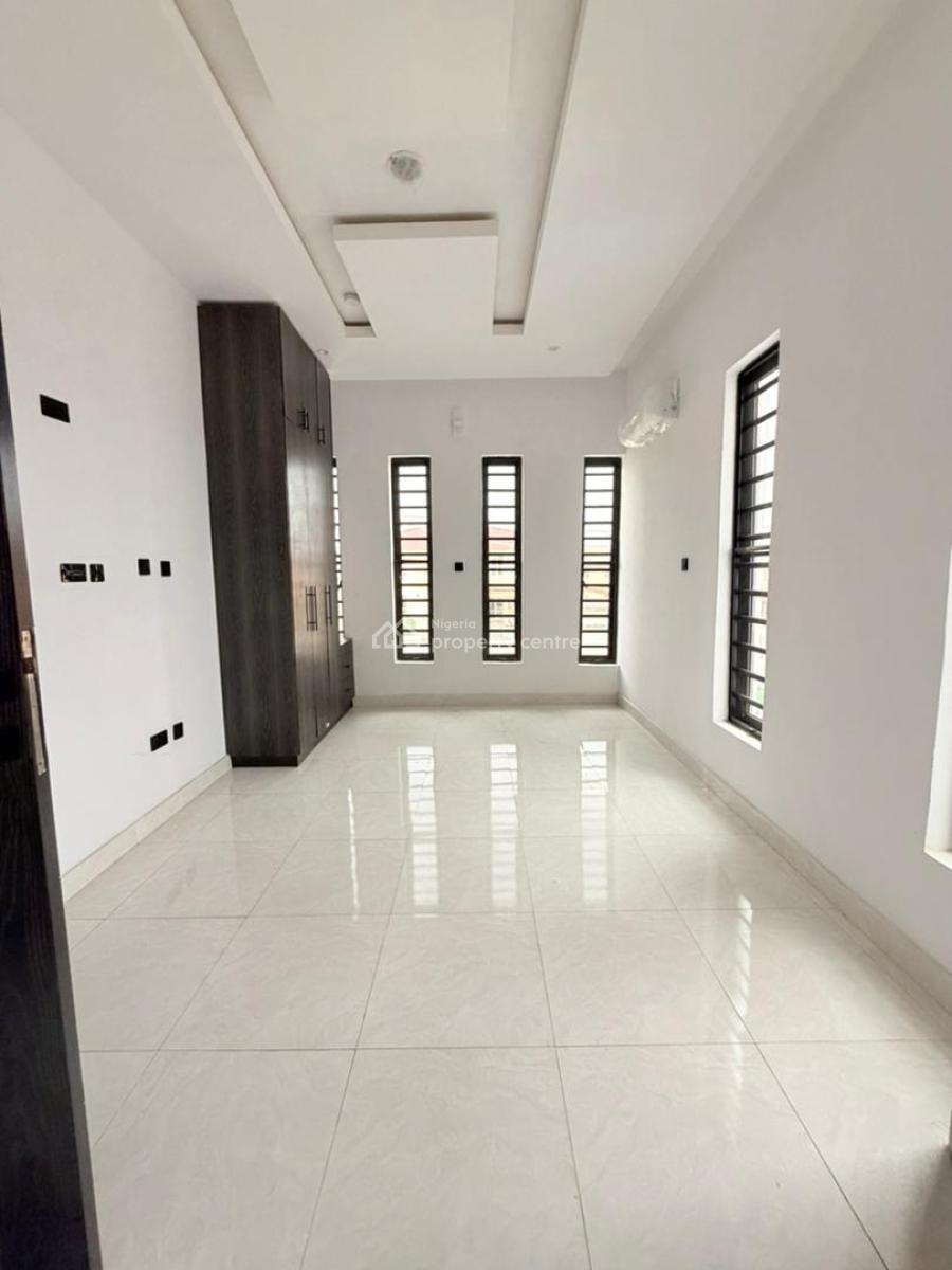 5 Bedroom Detached Duplex at Magodo Phase 2, Gra Phase 2, Magodo, Lagos, Detached Duplex for Sale
