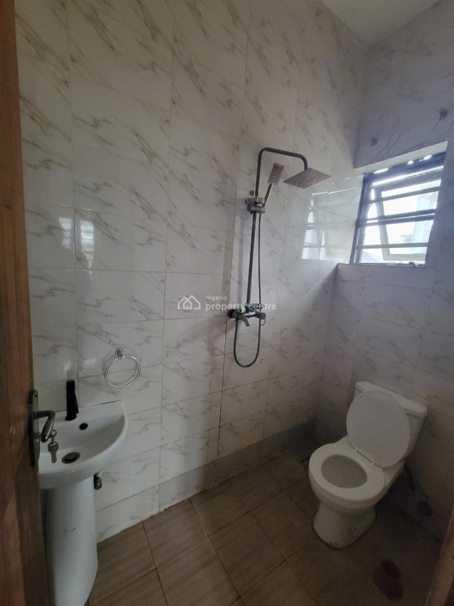Standard and Spacious 2-bedroom Apartment, T.p Estate Sangotedo, Sangotedo, Ajah, Lagos, Flat / Apartment for Rent