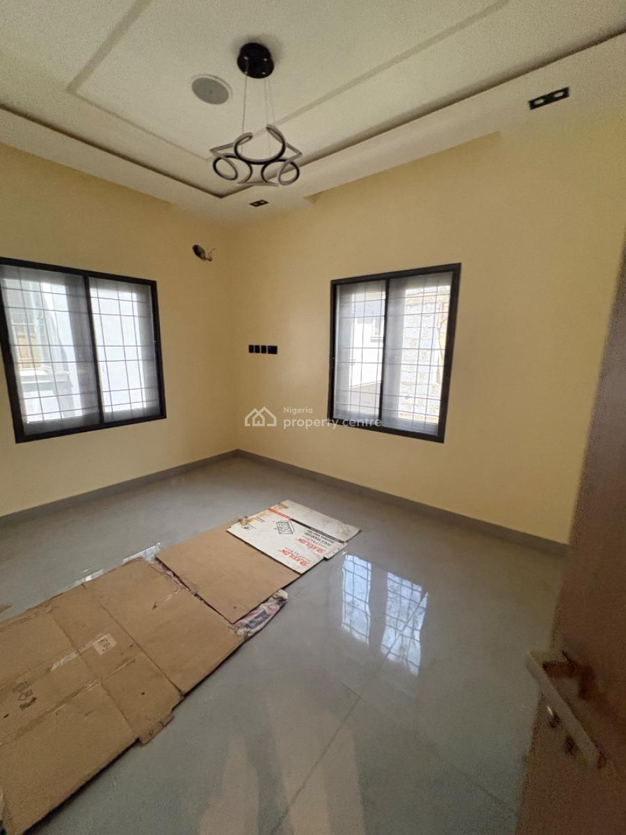 New 4-bedroom Duplex, Von Axis, Lugbe District, Abuja, Semi-detached Duplex for Sale