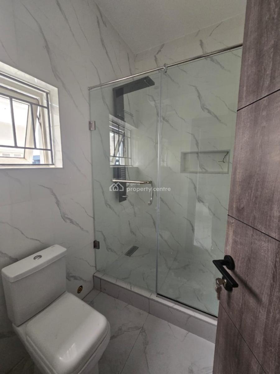 Newly Renovated 5 Bedroom Fully Detached Duplex with 2 Room Bq, Lekki Phase 1, Lekki Phase 1, Lekki, Lagos, Detached Duplex for Rent