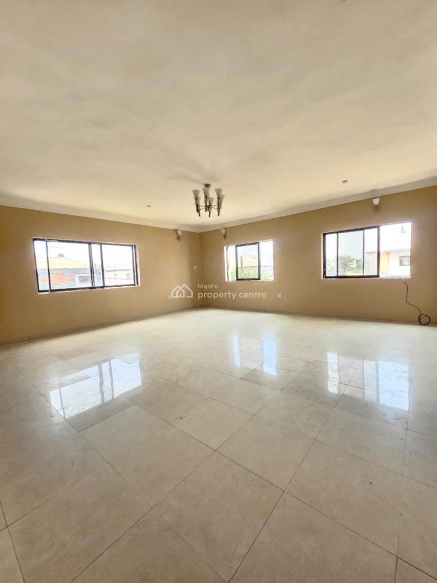 Lovely Well Spacious 3-bedroom Apartment with Bq, Lekki Phase 1, Lekki, Lagos, Flat / Apartment for Rent