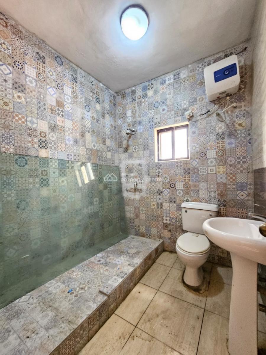 Lovely Well Spacious 3-bedroom Apartment with Bq, Lekki Phase 1, Lekki, Lagos, Flat / Apartment for Rent