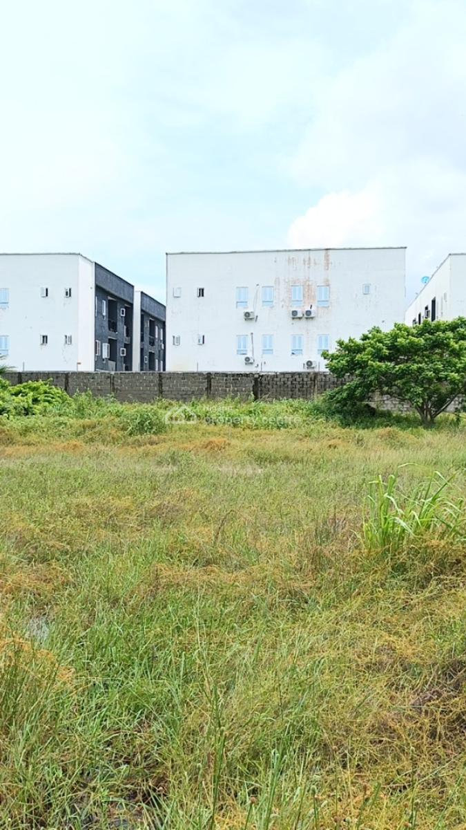 Smart Land By 600 Sqm Along Ogombo Expressway Closed to Coastal Road, on Call Before Entering Along Ogombo Expressway, Closed to Coastal Roa, Ajah, Lagos, Residential Land for Sale