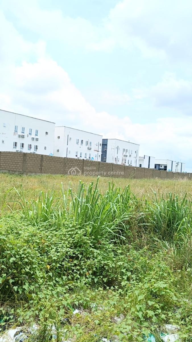 Smart Land By 600 Sqm Along Ogombo Expressway Closed to Coastal Road, on Call Before Entering Along Ogombo Expressway, Closed to Coastal Roa, Ajah, Lagos, Residential Land for Sale
