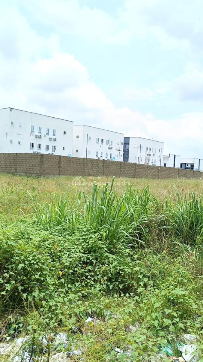 Smart Land By 600 Sqm Along Ogombo Expressway Closed to Coastal Road, on Call Before Entering Along Ogombo Expressway, Closed to Coastal Roa, Ajah, Lagos, Residential Land for Sale