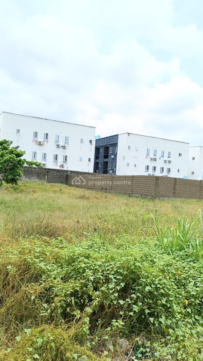Smart Land By 600 Sqm Along Ogombo Expressway Closed to Coastal Road, on Call Before Entering Along Ogombo Expressway, Closed to Coastal Roa, Ajah, Lagos, Residential Land for Sale