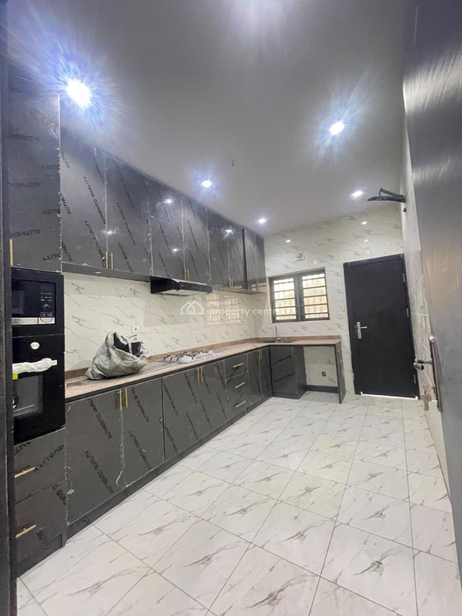 Luxury 2bedroom Flat Upstairs, Abraham Adesanya, Ajah, Lagos, Flat / Apartment for Rent