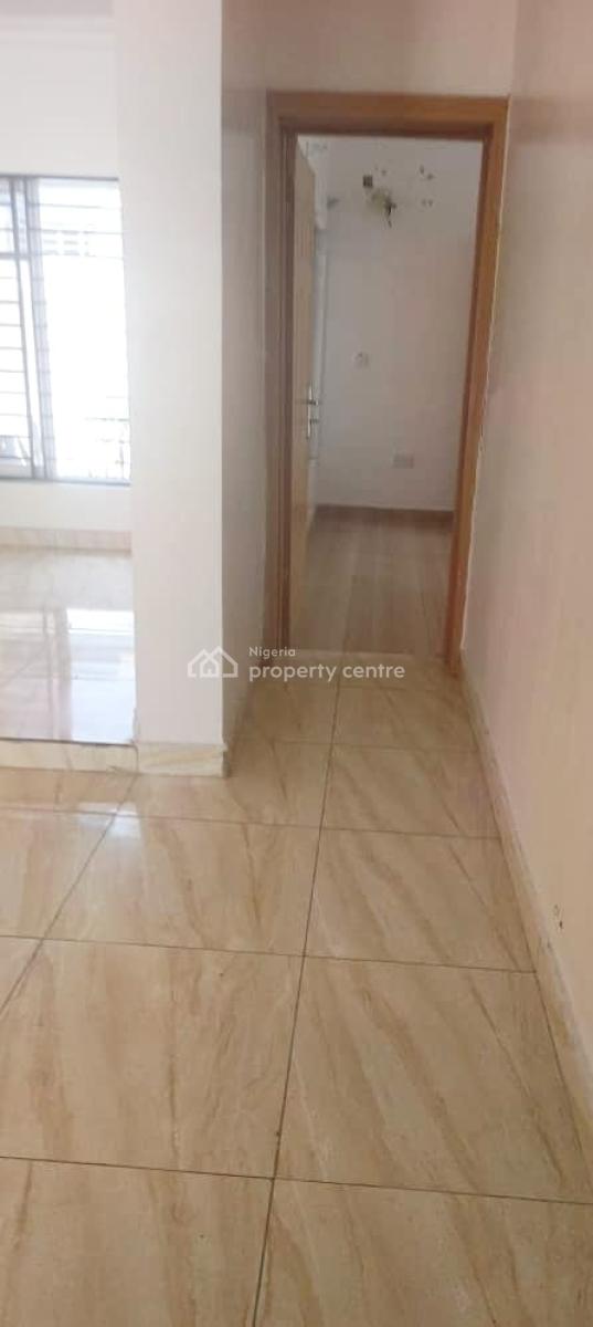 *mini Flat Penthouse, Lekki Phase 1, Lekki, Lagos, Mini Flat (room and Parlour) for Rent