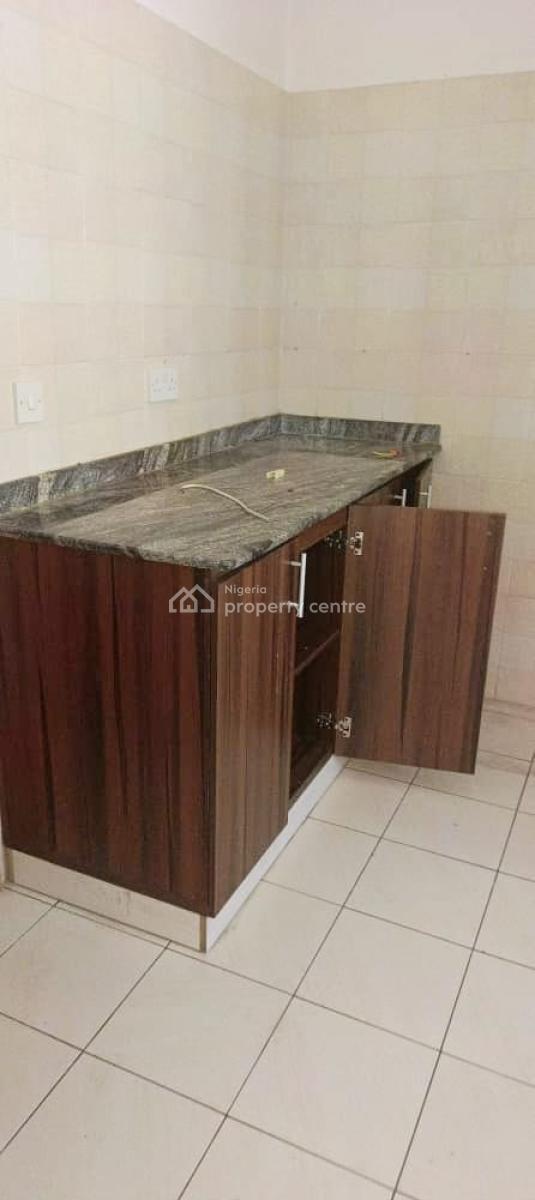 *mini Flat Penthouse, Lekki Phase 1, Lekki, Lagos, Mini Flat (room and Parlour) for Rent