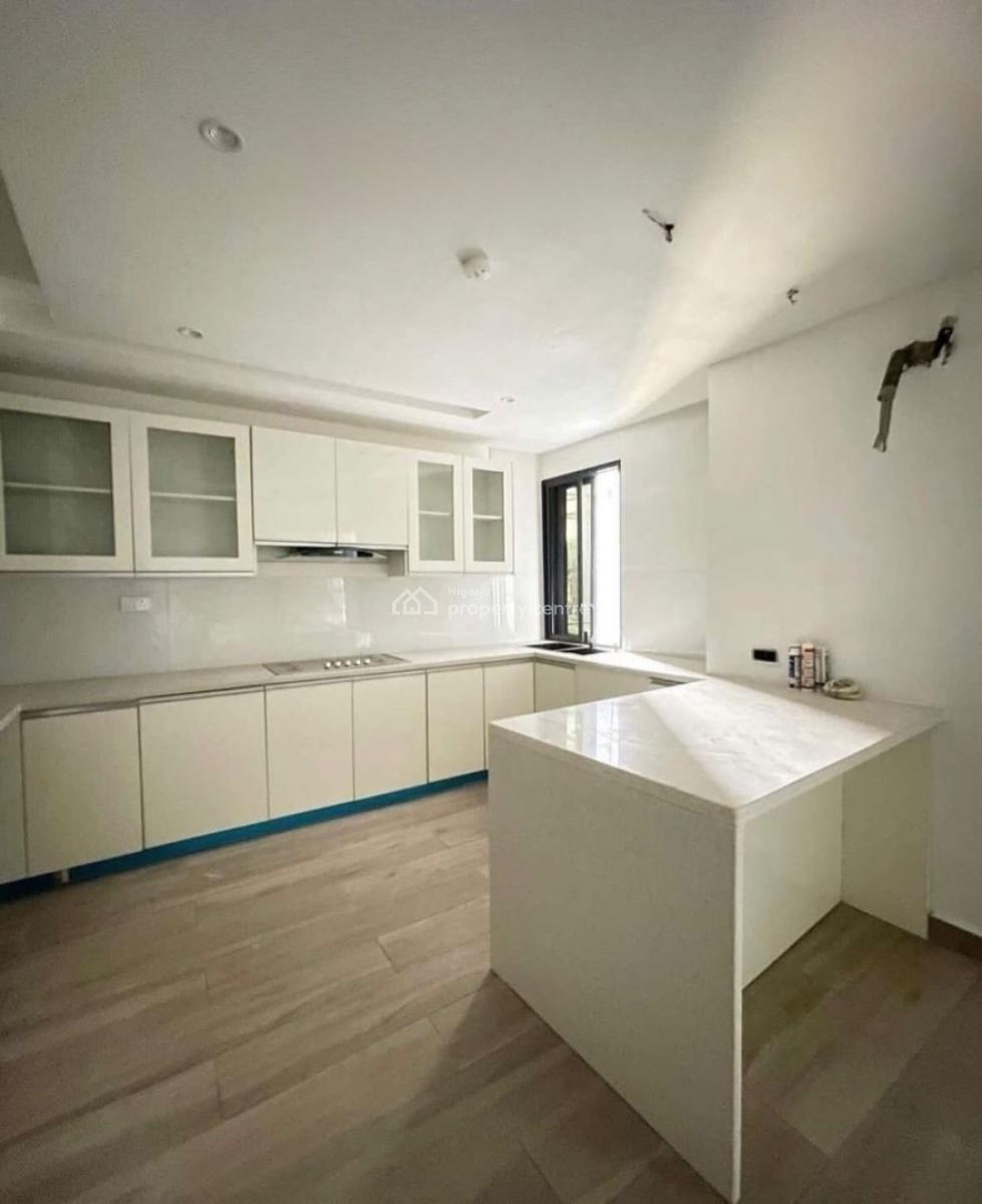 Well Built 3 Bedroom Apartment with Swimming Pool, Ikoyi, Lagos, Flat / Apartment for Rent