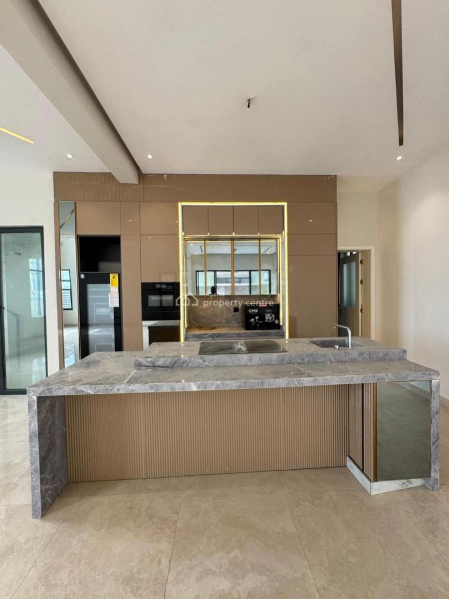 Exquisite Five (5) Bedroom Villa with Amazing Features, Lekki Phase 1, Lekki, Lagos, Detached Duplex for Sale