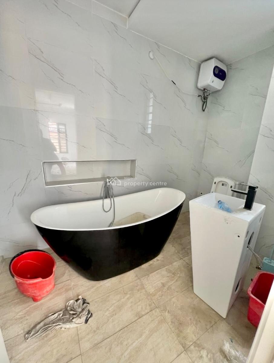 Well Maintained 3 Bedroom Semi Detached Duplex with Bq, Ikate Elegushi, Lekki, Lagos, Semi-detached Duplex for Rent