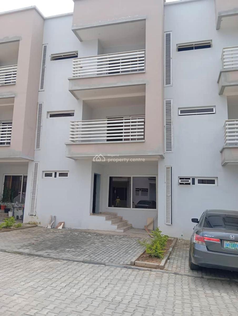 4-bedroom Terrace Duplex with 1-room Bq, Utako, Abuja, Terraced Duplex for Rent
