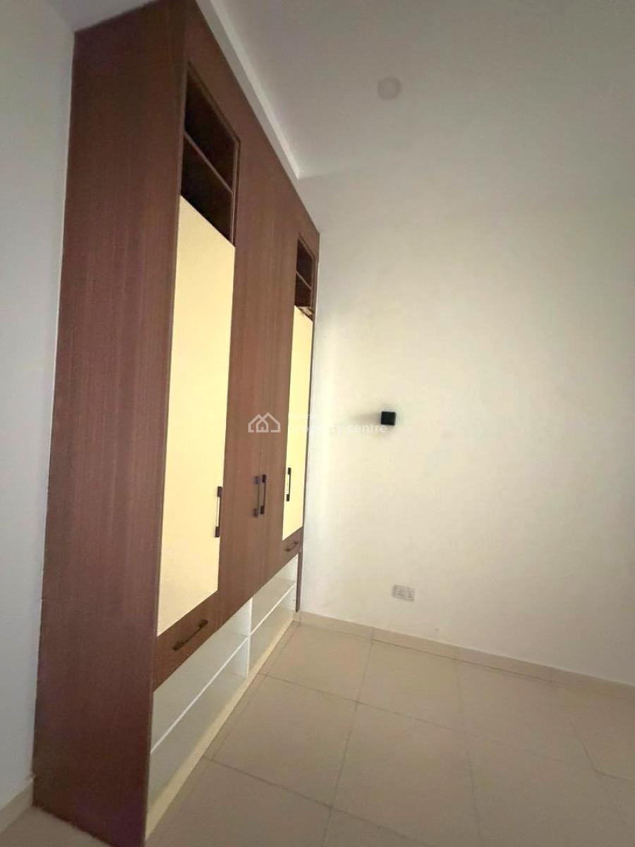 4-bedroom Terrace Duplex with 1-room Bq, Utako, Abuja, Terraced Duplex for Rent