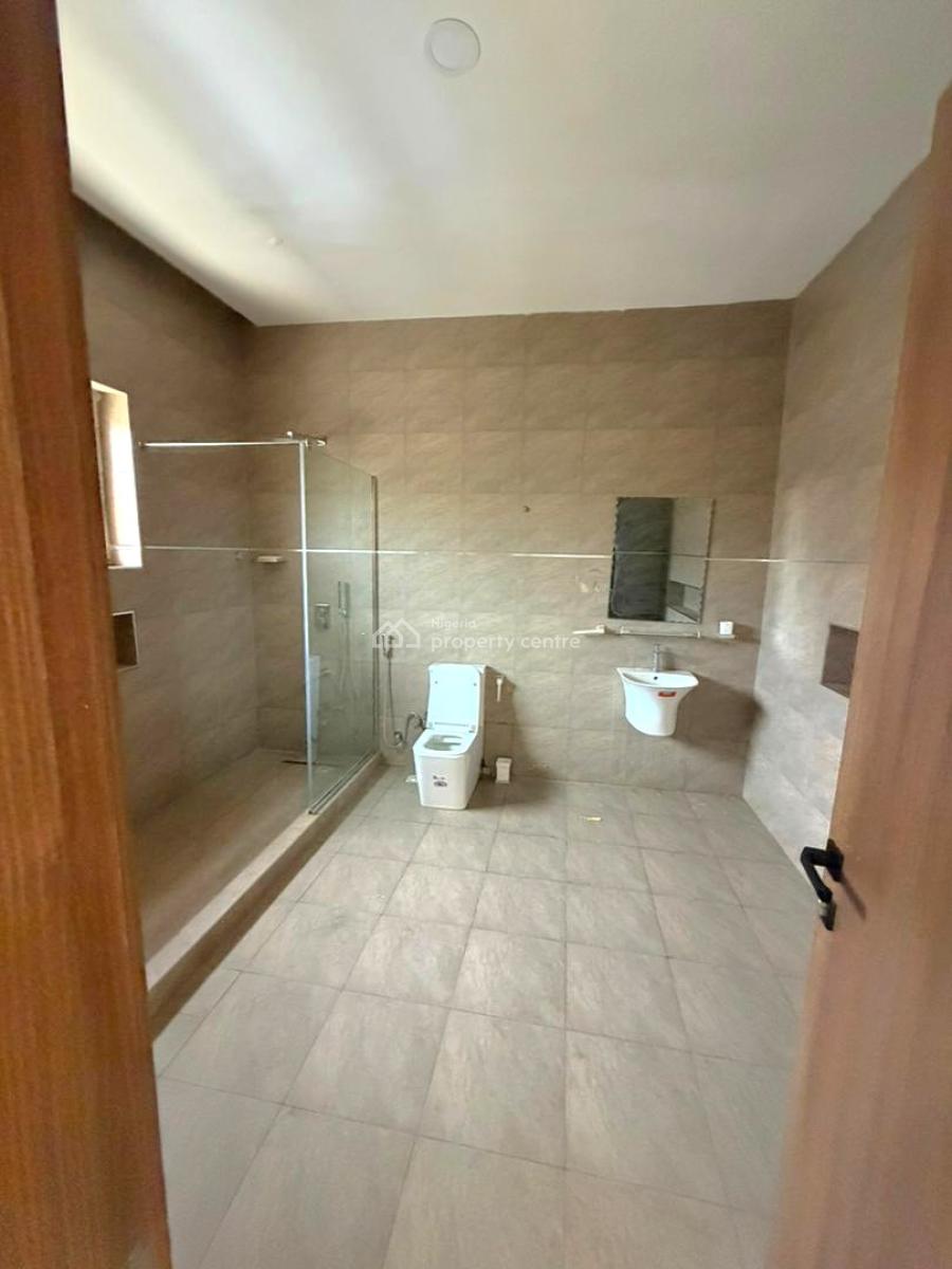 4-bedroom Terrace Duplex with 1-room Bq, Utako, Abuja, Terraced Duplex for Rent