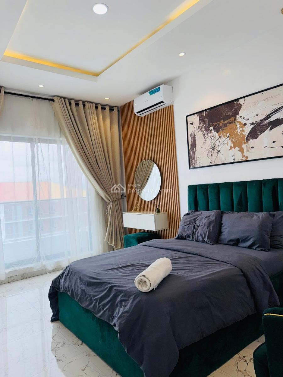 2bedroom Apartment with Ps5, Swimming Pool,air Hockey, 24/7 Security, Lekki Phase 1, Lekki, Lagos, House Short Let