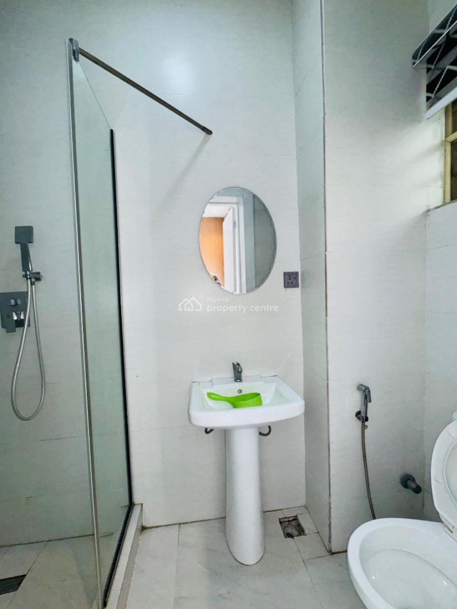 2bedroom Apartment with Ps5, Swimming Pool,air Hockey, 24/7 Security, Lekki Phase 1, Lekki, Lagos, House Short Let