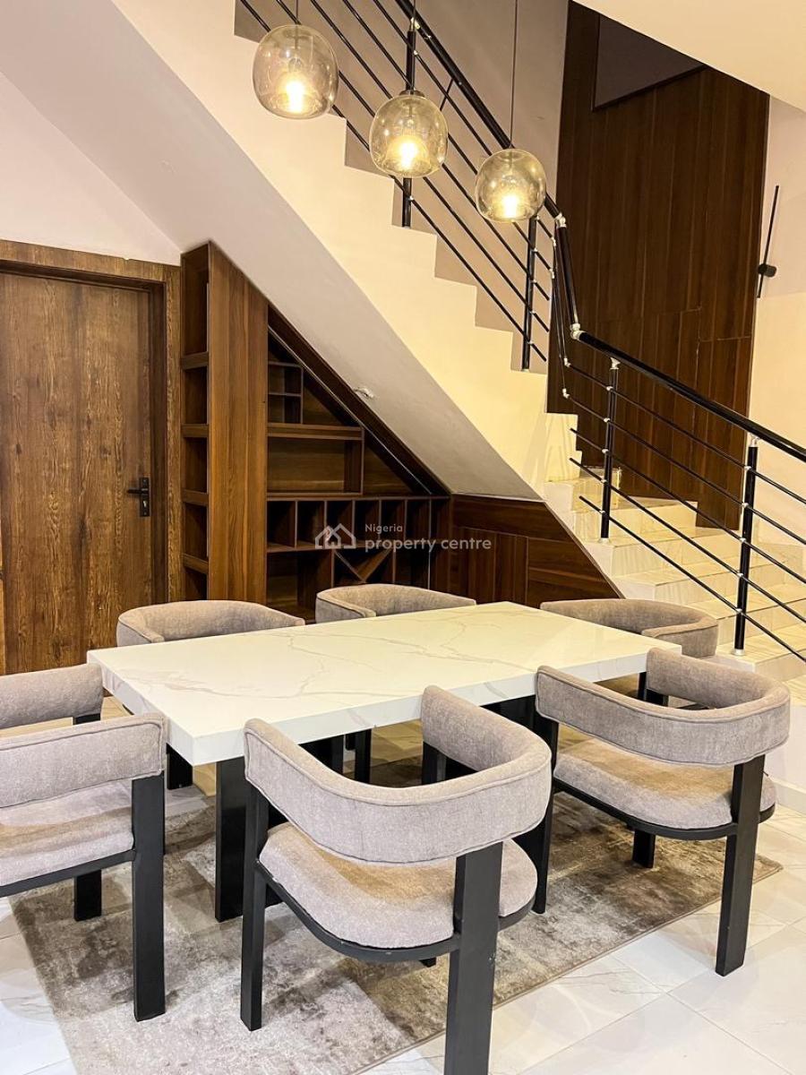 3bedroom Apartment with Ps5, Swimming Pool,air Hockey, 24/7 Security, Lekki Phase 1, Lekki, Lagos, Flat / Apartment Short Let