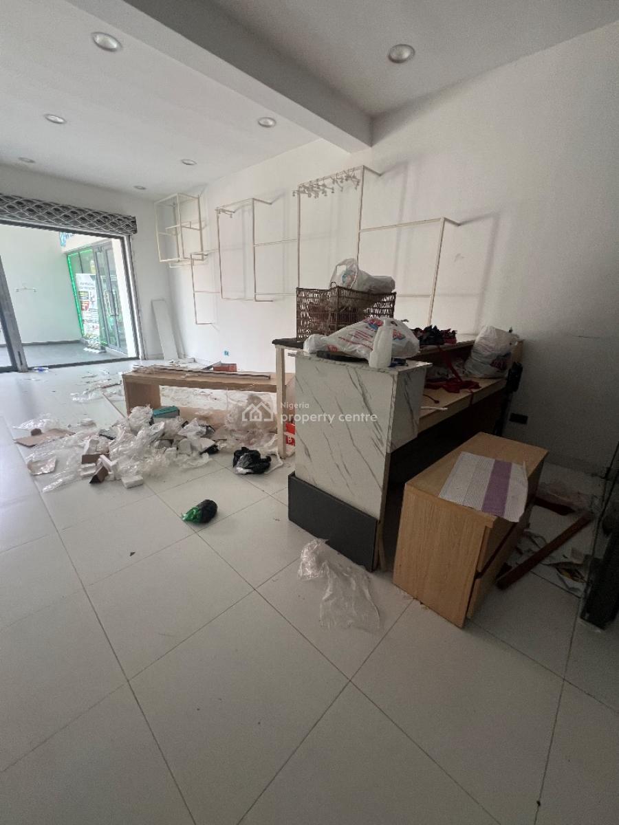 Shop Ground Floor Facing Road at Lekki Phase 1, Off Admiralty Way Lekki Phase 1, Lekki Phase 1, Lekki, Lagos, Shop for Rent