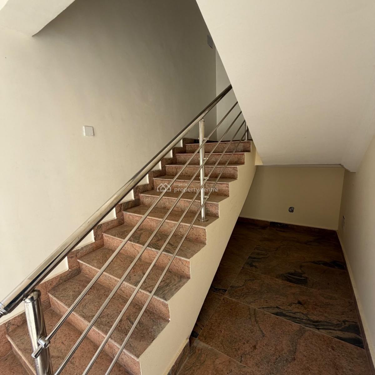 Contemporary & Serviced 3bedrooms Apartment with Bq, Main Katamoe, Katampe, Abuja, Flat / Apartment for Rent