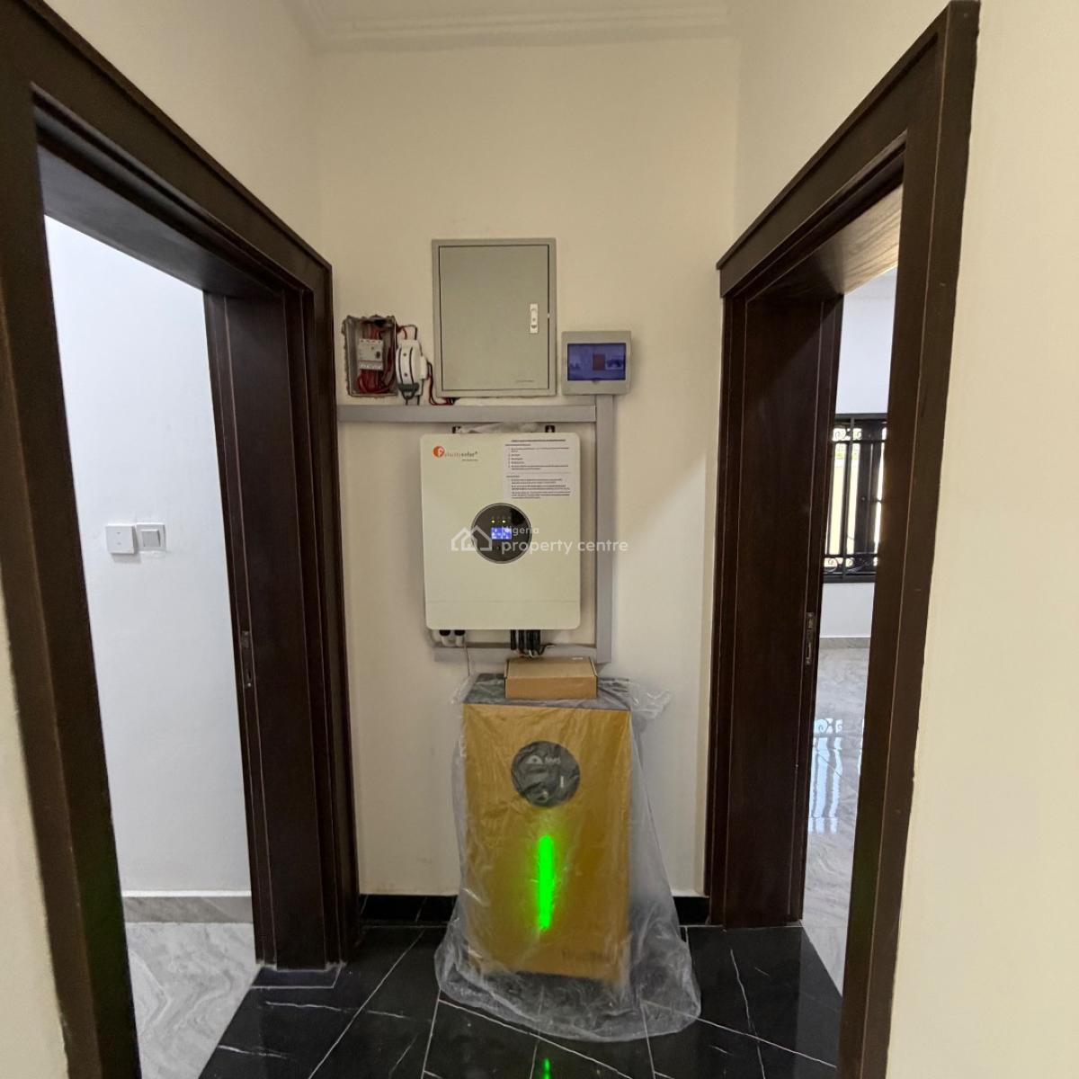 Contemporary & Serviced 3bedrooms Apartment with Bq, Main Katamoe, Katampe, Abuja, Flat / Apartment for Rent