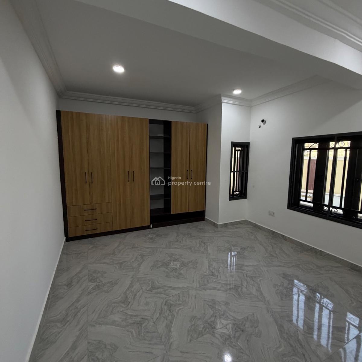 Contemporary & Serviced 3bedrooms Apartment with Bq, Main Katamoe, Katampe, Abuja, Flat / Apartment for Rent