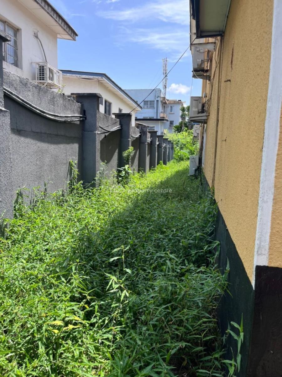 5bed Fully Detached House  with Bq, Victoria Island (vi), Lagos, Commercial Property for Rent