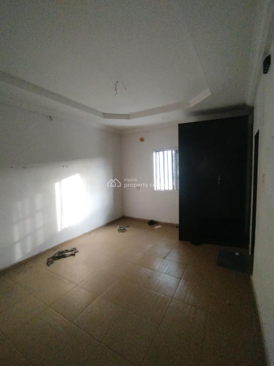Two Bedrooms Flat Upstairs, Badore, Ajah, Lagos, Flat / Apartment for Rent